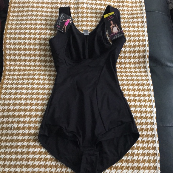 Stay-Put,Tummy-Smoothing Wear-Your-Own-Bra Bodybriefer